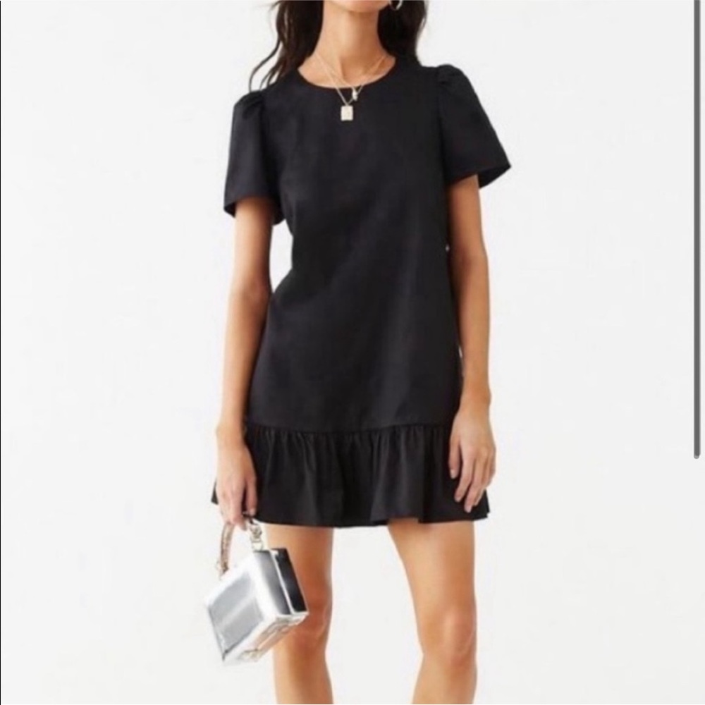BRAND NEW Forever 21 Black Shift Dress